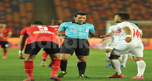 مصدر ليلا كورة: استدعاء محمود البنا لمعسكر حكام النخبة الأفريقية